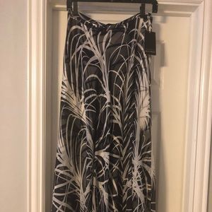 Dana Buchman silk skirt